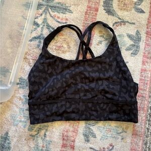 Black camo Lululemon bra